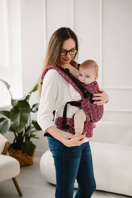 Baby carrier Kavka Multi-Age Magnetic: Cranberries Braid