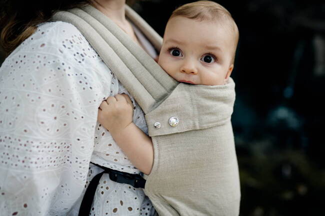 Qusy carrier / Linen Casual - adjustable ergonomic carrier 