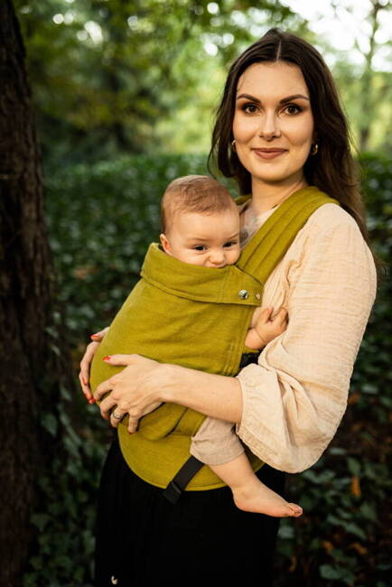 Qusy carrier / Linen Olive - adjustable ergonomic carrier 