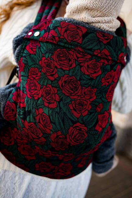 Qusy carrier / She liked Roses - adjustable ergonomic carrier 