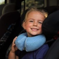 Stabilizing travel pillow size M (2-6 years) Denim