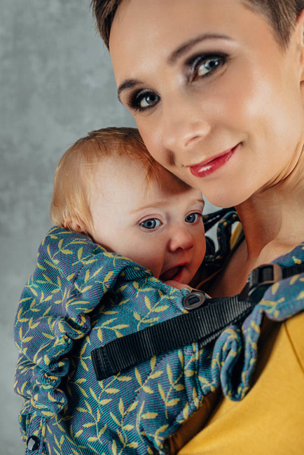 Lenny Lamb Baby carrier: LennyUpGrade - Enchanted Nook - In Bloom