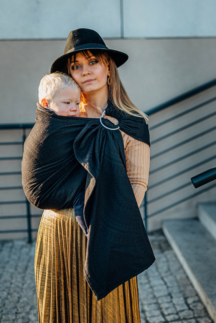 LennyLamb Ring Sling - Peacock's Tail Pitch Black