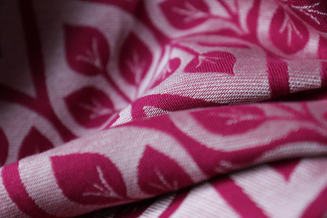 Woven Wrap Yaro Slings - La Vita Duo Fuchsia White Tencel Seacell