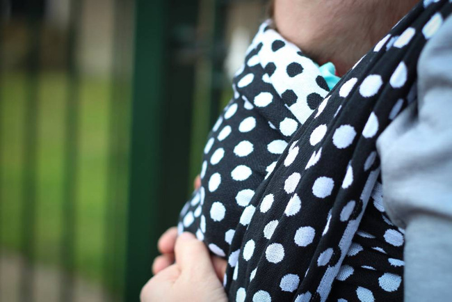 Woven Wrap Yaro Slings - Polka Dot Contra Black White