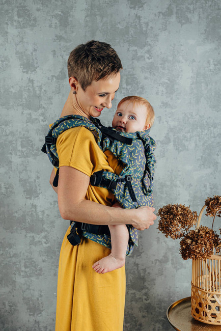 Lenny Lamb Baby carrier: LennyUpGrade - Enchanted Nook - In Bloom