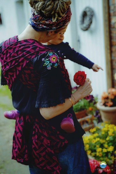 Chusta tkana Little Frog - Ruby Dust