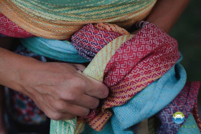 Chusta tkana Little Frog Lovely Linen Rainbow