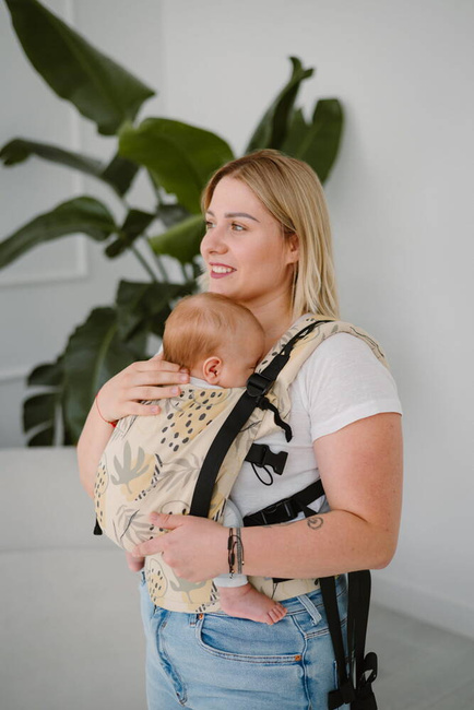 Baby carrier Kavka Essence: Cream Boho Print