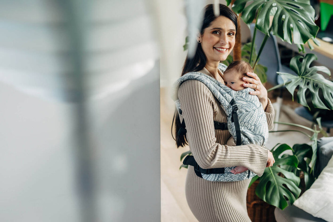 LennyLamb baby carrier LennyLight - Wild Soul - Nike