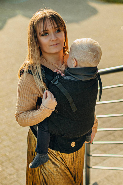 Lenny Lamb Baby carrier LennyUpGrade - Peacock's Tail Pitch Black