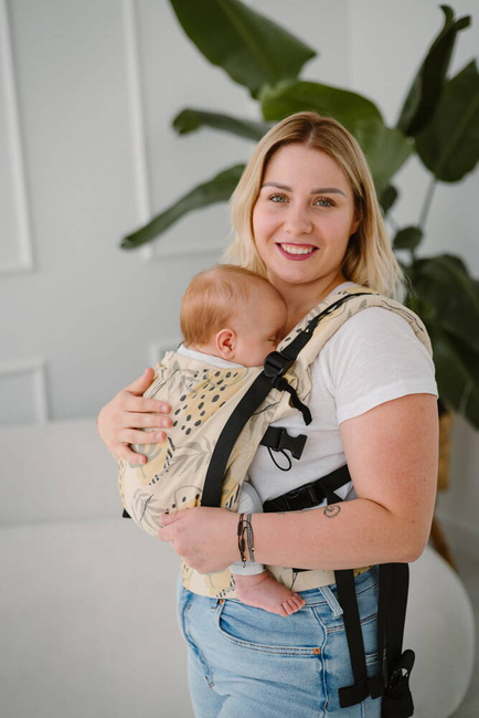 Baby carrier Kavka Essence: Cream Boho Print