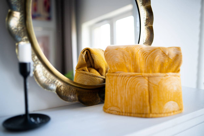 Nosidełko regulowane Qusy - Sand Stories Mustard