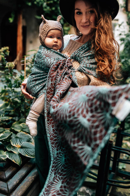 LennyLamb Ring Sling - Lotus Nymph