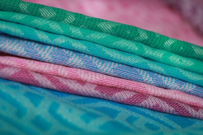 Yaro Braid Spring Sunrise Grad Repreve Ring Sling