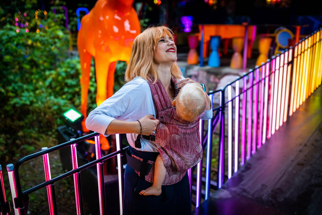 Nosidełko Qusy - Sand Stories Polka Tencel