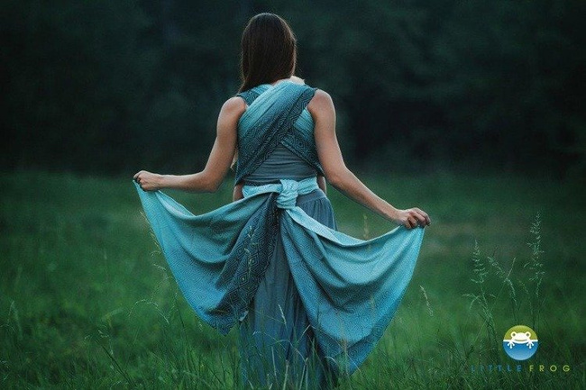 Woven wrap Little Frog Stormy Cube