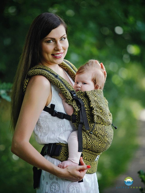 Little Frog baby carrier  - Prime - Golden Cube