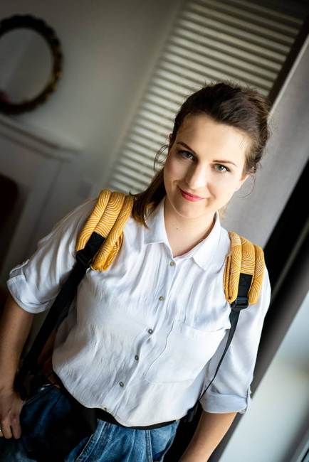 Nosidełko regulowane Qusy - Sand Stories Mustard