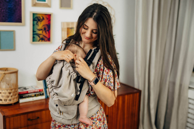 LennyLamb Baby carrier: LennyUpGrade: Peanut Butter