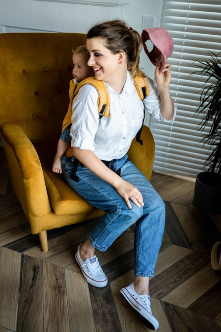 Nosidełko regulowane Qusy - Sand Stories Mustard