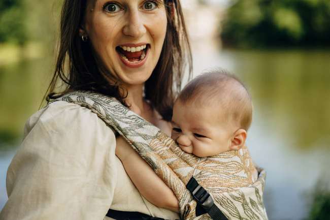 LennyLamb baby carrier - LennyLight - Rainforest Serene