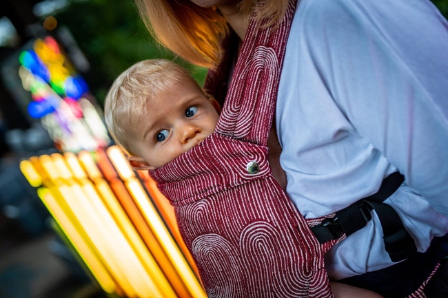 Nosidełko Qusy - Sand Stories Polka Tencel