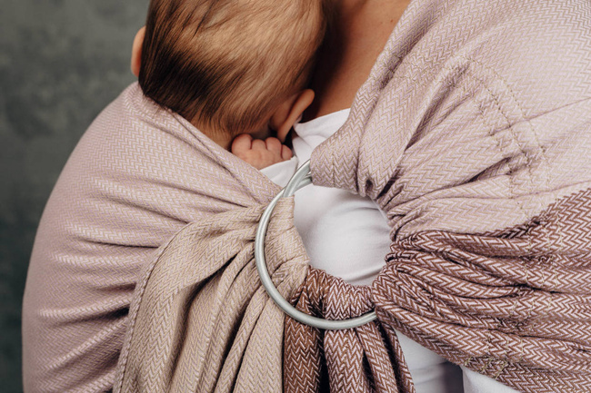 LennyLamb Ring Sling - Little Herringbone Baby Pink