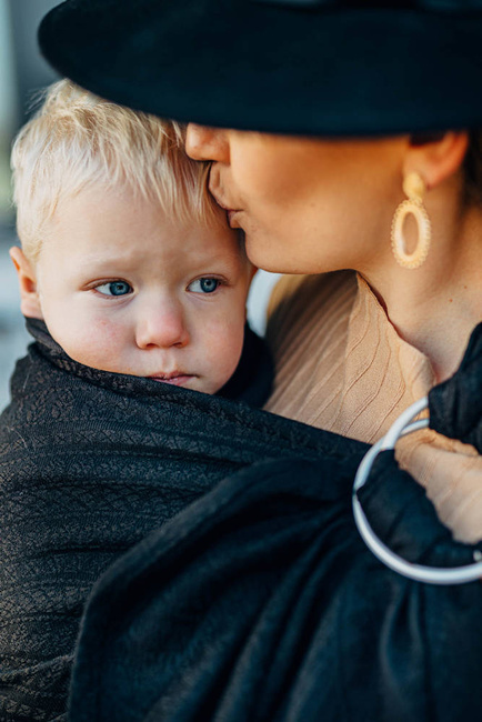 LennyLamb Ring Sling - Peacock's Tail Pitch Black